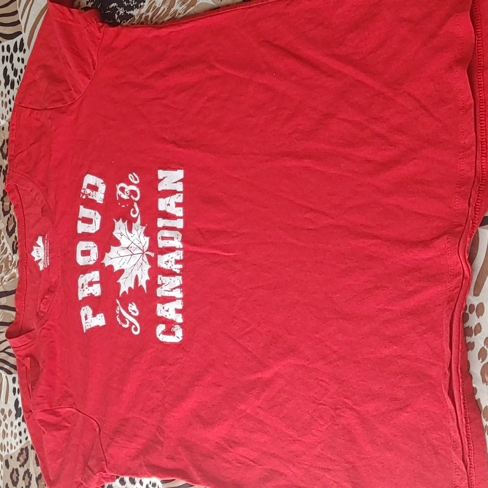 ✅Proud Canadian Shirt Sz XL